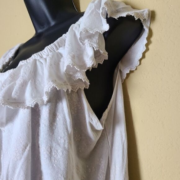 Roommates Ruffled Neckline Top   - Picture 3 of 8